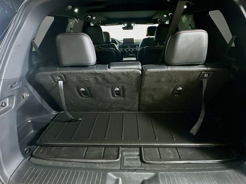Used 2024 Honda Pilot TrailSport image 28