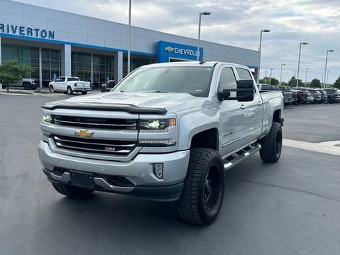 Used 2016 Chevrolet Silverado 1500 LTZ Z71 w/ LTZ Plus Package AWD/4WD image 12