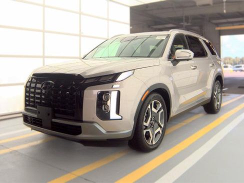 Used 2025 Hyundai Palisade SEL AWD/4WD image 2