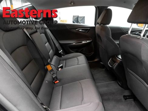 Used 2023 Chevrolet Malibu LT FWD image 23
