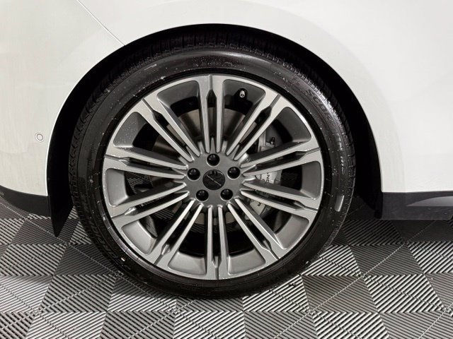 New 2027 Land Rover Range Rover Sport SE AWD/4WD image 11