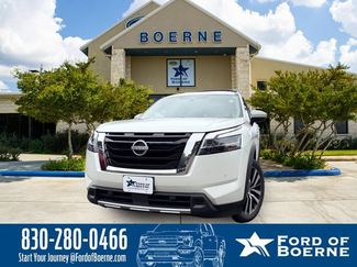 Used 2024 Nissan Pathfinder Platinum w/ Cargo Package FWD video 1