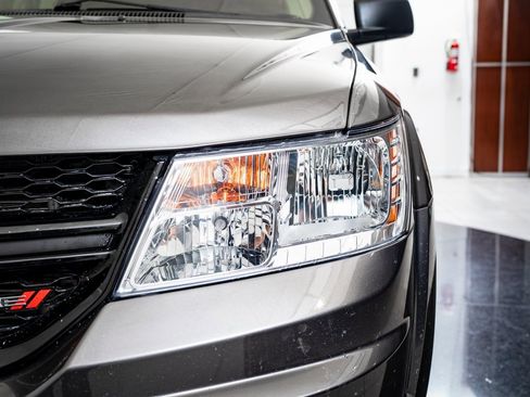 Used 2018 Dodge Journey SE w/ Popular Equipment Group image 15