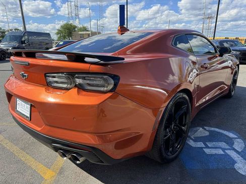 Used 2022 Chevrolet Camaro SS RWD image 5