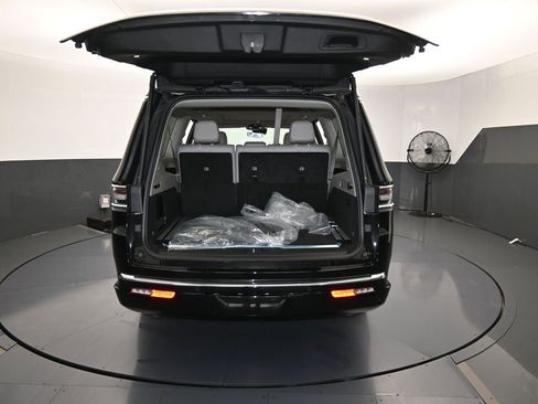 Used 2024 Jeep Grand Wagoneer L 4WD image 49