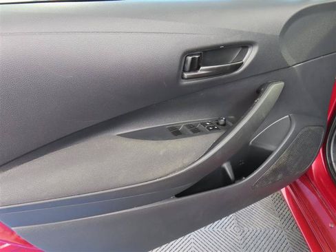 Used 2023 Toyota Corolla LE FWD image 13