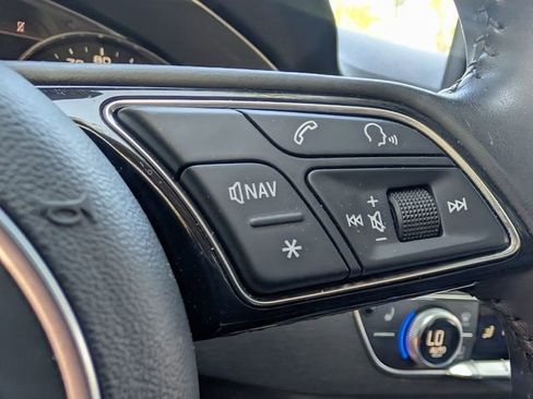 Used 2019 Audi A4 2.0T Premium FWD image 25