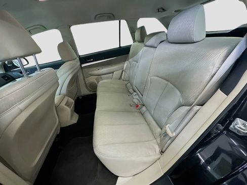 Used 2012 Subaru Outback 2.5i w/ Alloy Wheel Pkg image 27