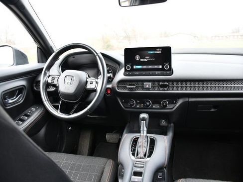 Used 2023 Honda HR-V Sport image 18