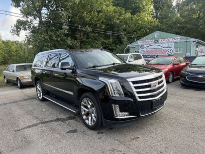 Used 2018 Cadillac Escalade ESV Premium Luxury