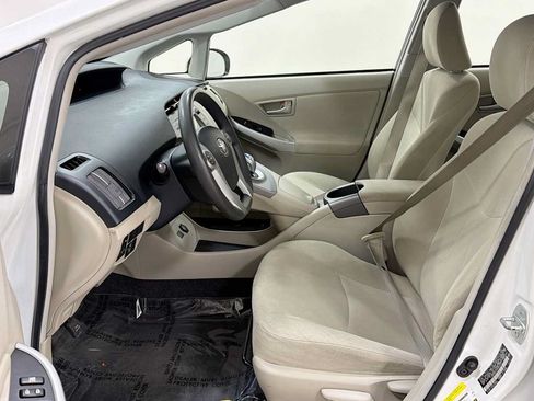 Used 2013 Toyota Prius Three FWD image 13