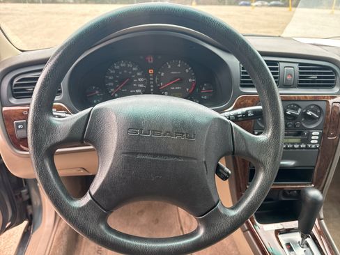 Used 2000 Subaru Outback Wagon image 14