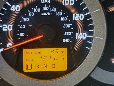 Used 2007 Toyota RAV4 Limited AWD/4WD image 19