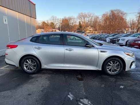 Used 2020 Kia Optima LX image 7