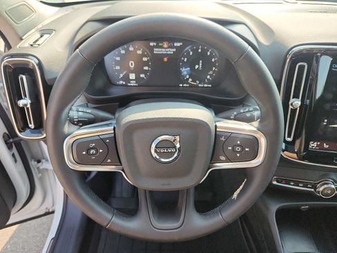 Certified 2022 Volvo XC40 T5 Inscription w/ Advanced Package AWD/4WD image 20