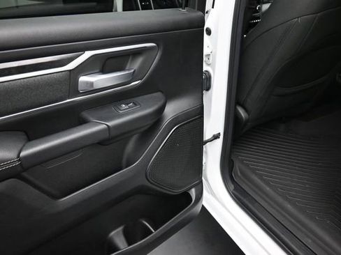 Used 2020 RAM 1500 Lone Star AWD/4WD image 17