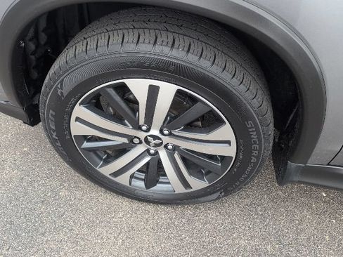 Used 2020 Mitsubishi Outlander Sport ES FWD image 14