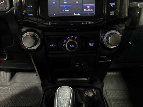 Used 2017 Toyota 4Runner TRD Off-Road image 22