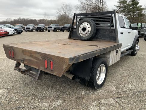 Used 2023 RAM 4500 Tradesman w/ Chrome Appearance Group AWD/4WD image 8