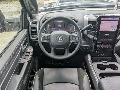 New 2026 RAM 2500 Laramie AWD/4WD image 16