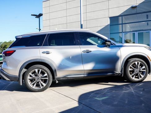 Used 2023 INFINITI QX60 Luxe w/ Performance Audio Package image 8