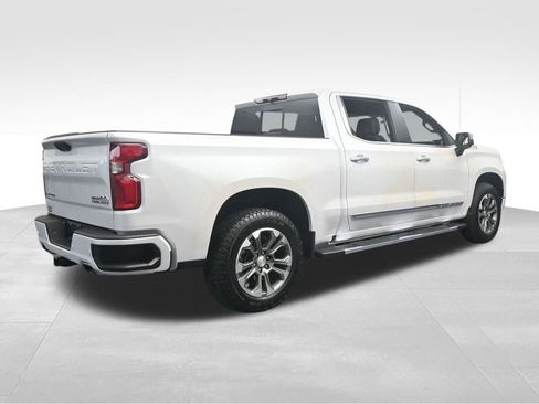 Used 2024 Chevrolet Silverado 1500 High Country AWD/4WD image 6
