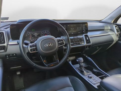 Used 2021 Kia Sorento S image 13