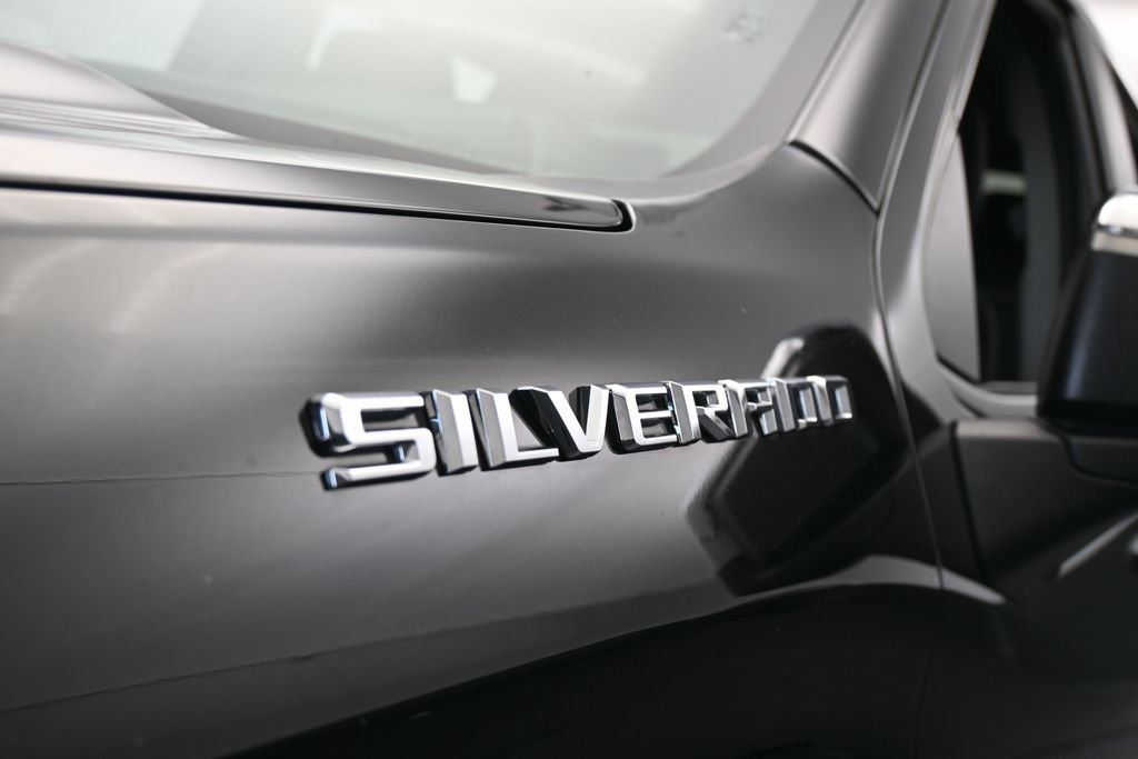 Used 2024 Chevrolet Silverado 1500 LT RWD image 32