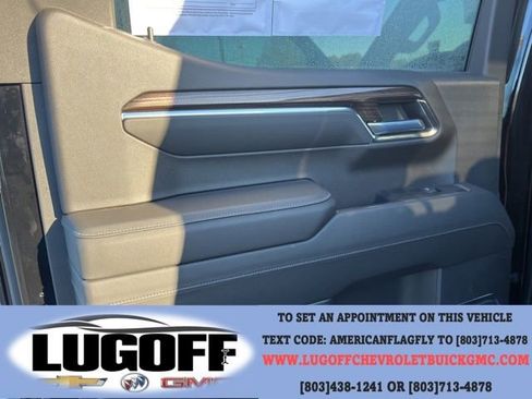 Used 2022 Chevrolet Silverado 1500 RST w/ Redline Edition AWD/4WD image 11