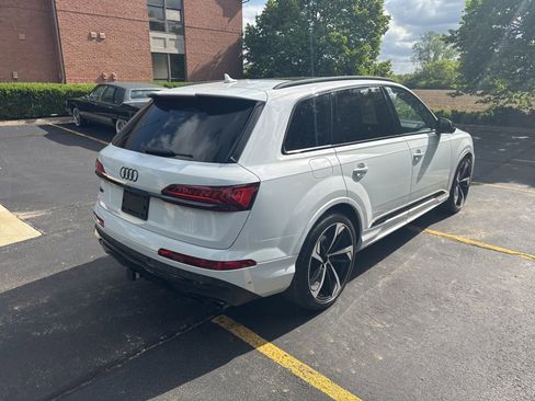 Used 2023 Audi SQ7 Premium Plus w/ Executive Package AWD/4WD image 5