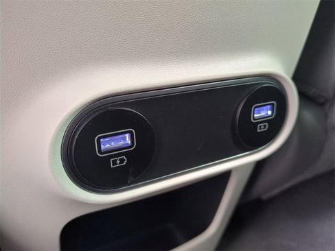 Certified 2022 Hyundai Ioniq 5 SE image 16