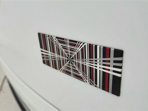 Used 2022 Tesla Model X Plaid image 17