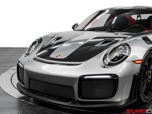 Used 2019 Porsche 911 GT2 RS RWD image 16