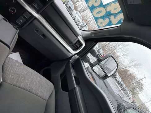 Used 2024 Ford F350 XLT image 10