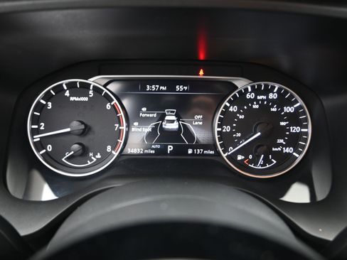 Certified 2023 Nissan Rogue SV image 18