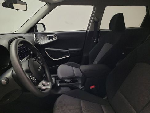 Used 2024 Kia Soul LX w/ Option Group 015 image 17