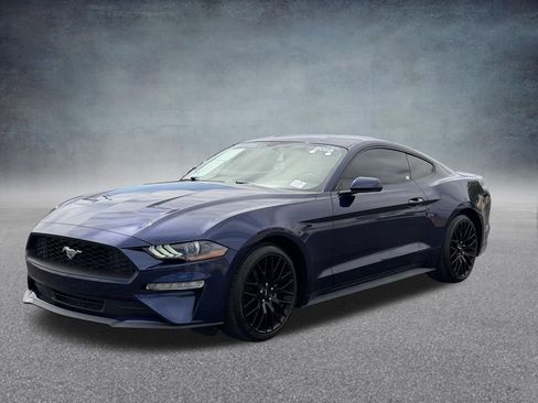 Used 2018 Ford Mustang Coupe RWD image 8