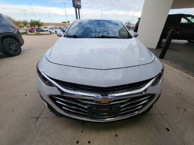 Used 2024 Chevrolet Malibu LS FWD image 2