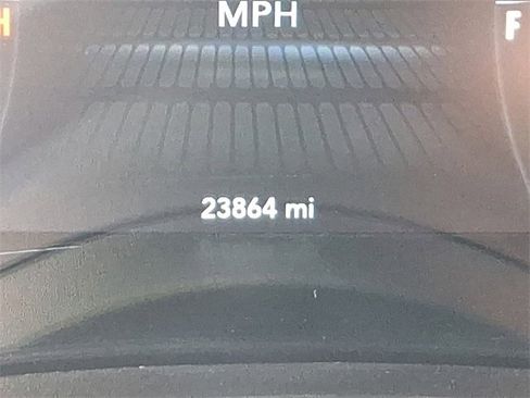 Used 2022 Dodge Challenger R/T w/ Plus Package image 18