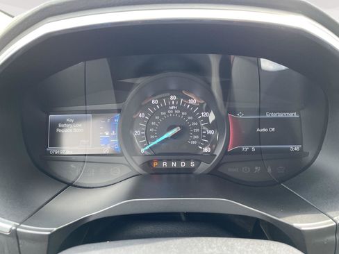 Used 2019 Ford Edge Titanium AWD/4WD image 2
