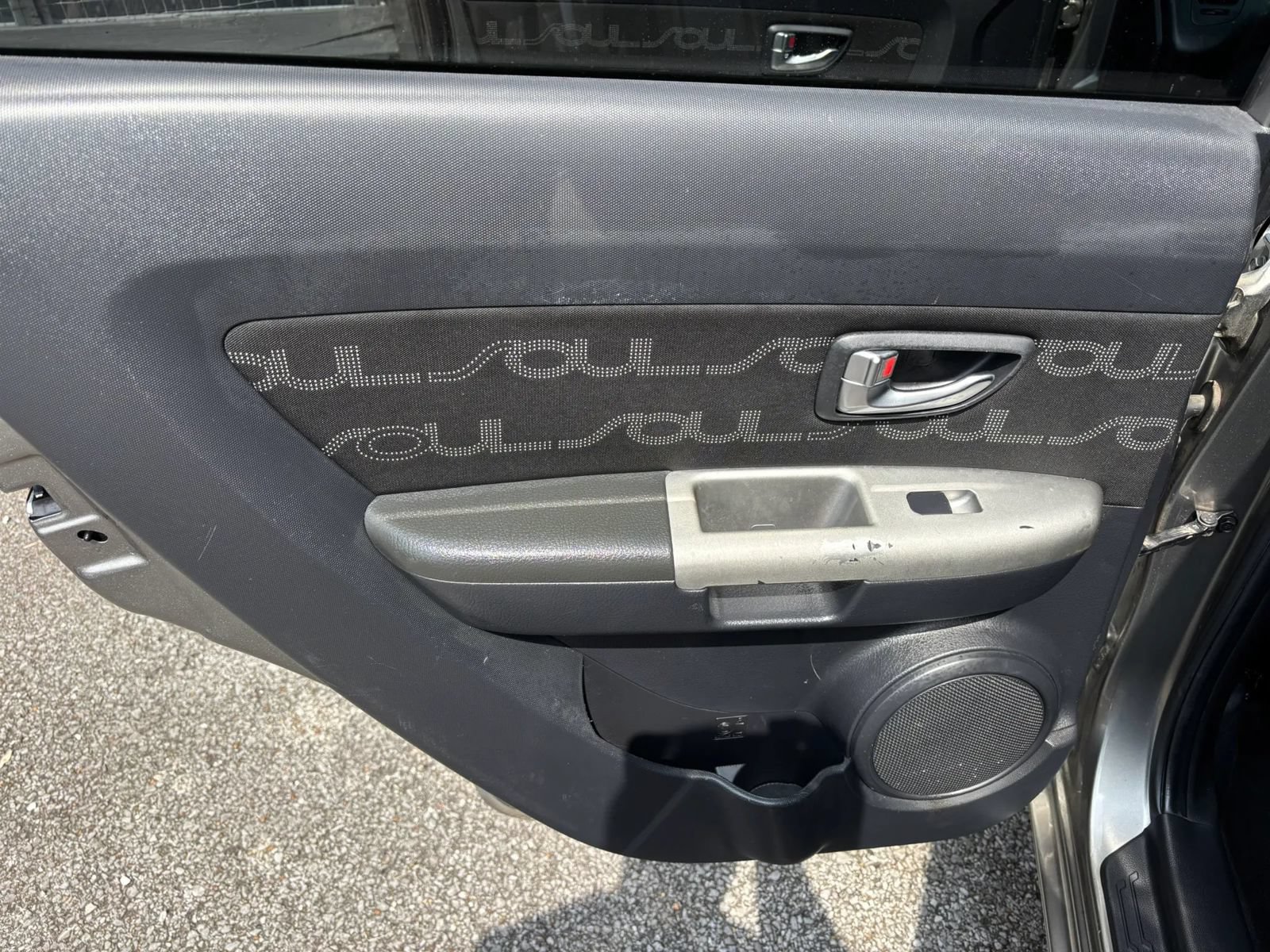 Used 2012 Kia Soul + FWD image 15