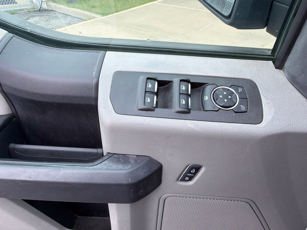 Used 2017 Ford F150 XL w/ Equipment Group 101A Mid AWD/4WD image 10