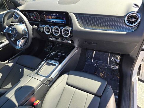 Used 2026 Mercedes-Benz GLA 250 4MATIC image 10
