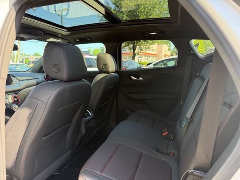 Used 2022 Chevrolet Blazer RS w/ Enhanced Convenience Package AWD/4WD image 28