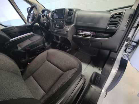 Used 2022 RAM ProMaster 2500 image 16