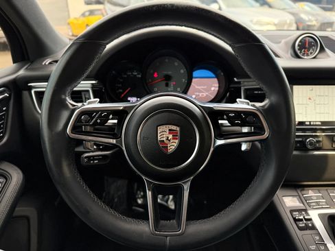 Used 2015 Porsche Macan S AWD/4WD image 29