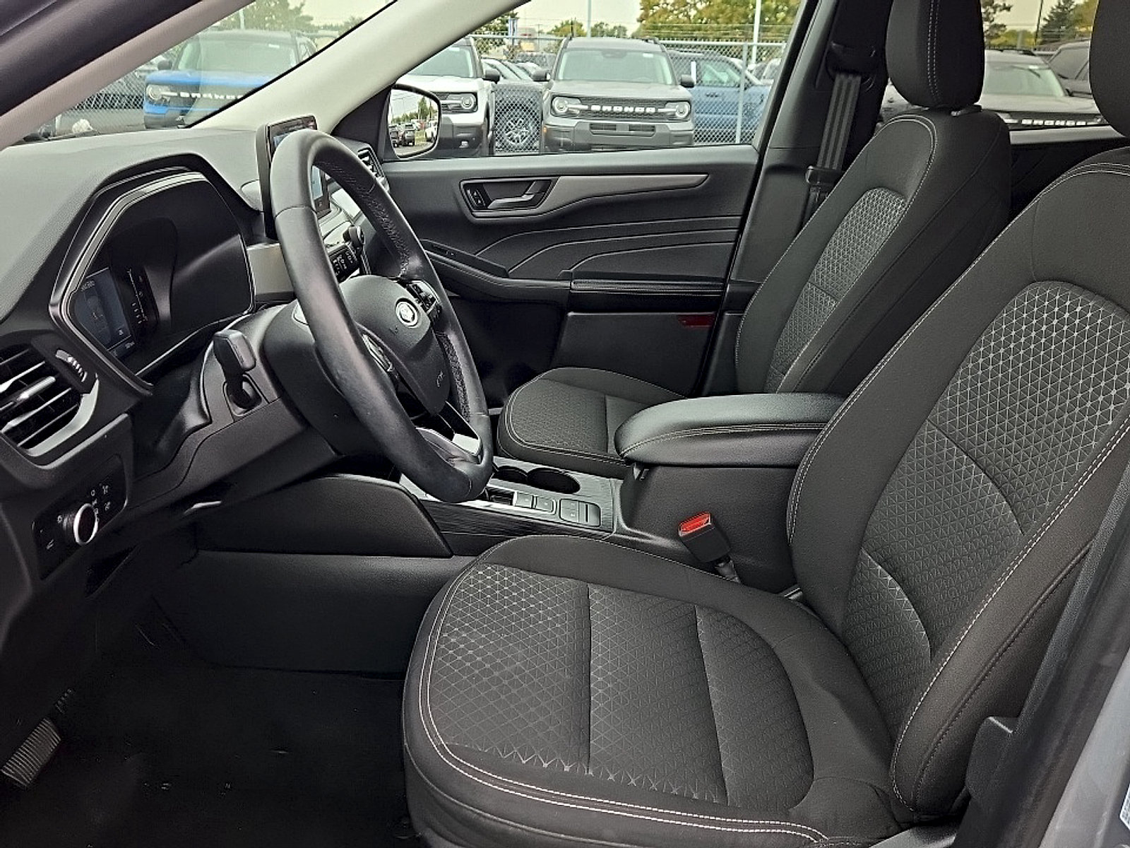 Certified 2024 Ford Escape Active AWD/4WD image 11
