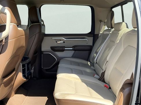 Used 2019 RAM 1500 Laramie image 26