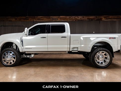Used 2024 Ford F450 Limited w/ FX4 Off-Road Package image 5