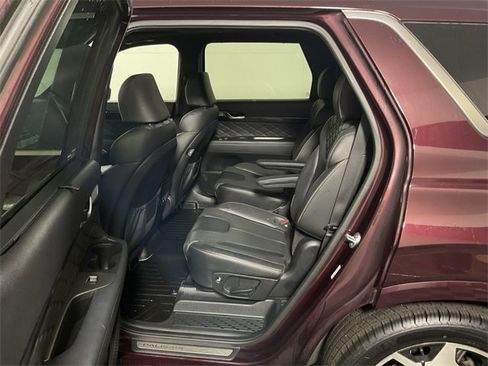 Used 2022 Hyundai Palisade Calligraphy image 32